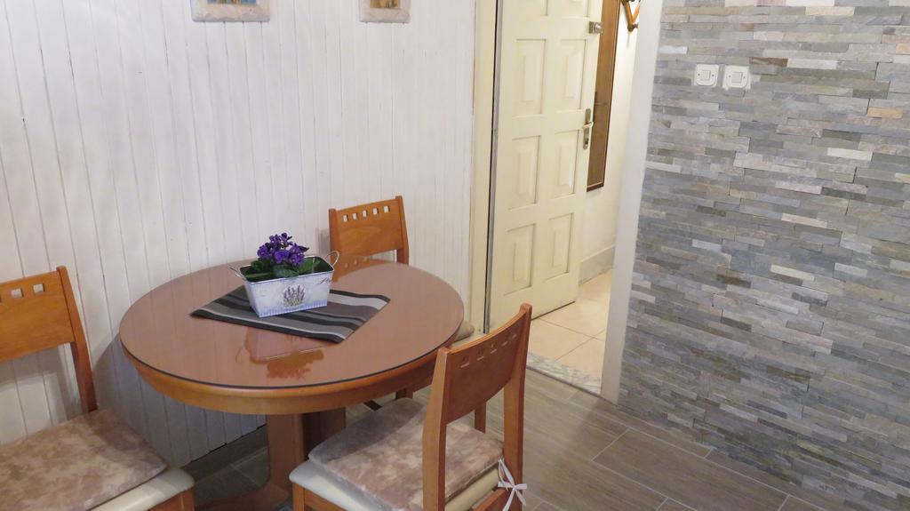 Center Neno Appartement *